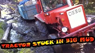 Tractor stuck in big mud 1 , tractor crash, трактор застрял в грязи 1