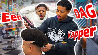 Een Dag als kapper werken Ft Kleine John !💈😰🤣