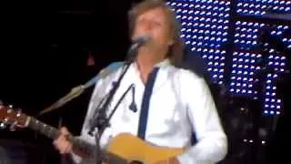 Paul McCartney - George Harrison's Something at Dodger Stadium