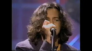 Neil Young & Pearl Jam 'Fuckin' Up' Live (01.12.1995)