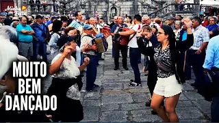 Mulheres dão ESPECTÁCULO a Dançar Folclore Minhoto - Senhora da Peneda