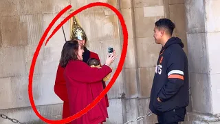 UNSEEN - King’s Guard surprises a Stranger and It's Priceless