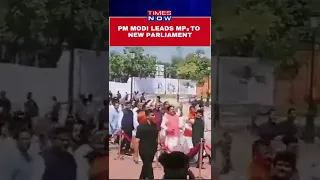 PM Modi Leads MPs To New Parliament Building #shorts