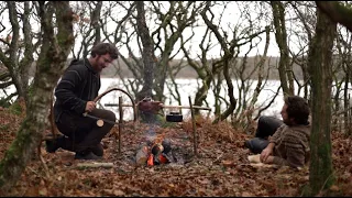 7 days bushcraft trip - making saw, baking bread, carving, fishing, tent, adjustable pothanger etc.