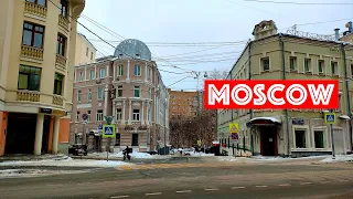 Moscow street walk. Gray everyday life of the city.(subtitles)