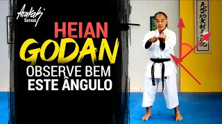 OBSERVE A ANGULAÇÃO PARA TER CONSISTÊNCIA - Kata Heian Godan | Helio Arakaki Sensei