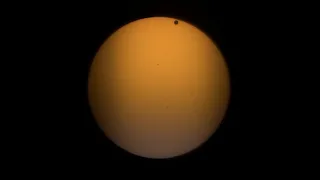 Venus transit across the Sun in 2012 - timelapse