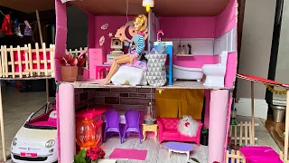 DECORANDO LA CASA DE CARTÓN DE 3 NIVELES DE BARBIE CON CORREDOR Y BALCÓN/ LAS CASAS DE MI INFANCIA 2