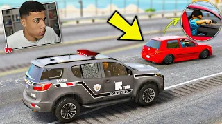 GTA V : MOD POLICIA - ATIROU NA ROTA NO MEIO DA FUGA! ( TROCA DE TIROS NA FAVELA )