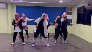 Santai (glowrush remix)faizal tahir /zumba-Ladys dance