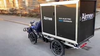 Airmee deliveries by Velove Armadillo e-cargobike in Stockholm