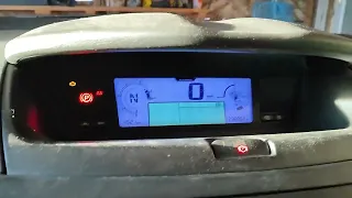 Citroen c4 picasso abs esp handbrake fault... вирішено!!!