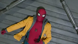 Spiderman Homecoming-Peter Parker en la bóveda-español latino