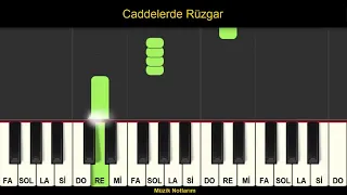 Caddelerde Rüzgar Melodika Org Notaları