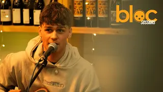 Ben Ellis - Teenage Dirtbag (Cover) | Bloc Sessions Live