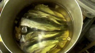 Как мы солим селёдку к Новому году.//As we we salt herring for the New Year.