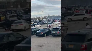 87th and Dan Ryan parking lot PACKED on first 70 degree day