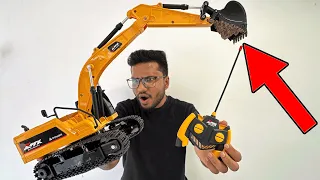 This RC Excavator Can Dig Holes Testing And Unboxing