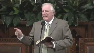 Finding God In Your Desert | When Life Is Hard #1 | Pastor Lutzer