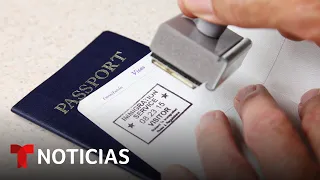 Inmigración se quedó mi pasaporte. ¿Puedo pedir uno nuevo? | Noticias Telemundo