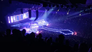 MUSE -- Live HD openning with Algorithm and Pressure (Don't push me), Oakland Oracle Arena 2019