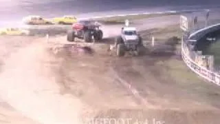 BigFoot Monster Truck Race