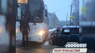 Внезапный снегопад в Ярославле стал причиной множества аварий: обзор ДТП