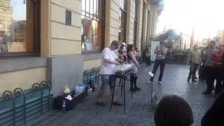 Игра на бокалах. Прага(Чехия)