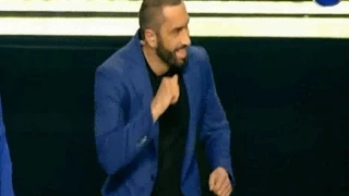 #TheShow  |  شاهد لازار انجلوف يرقص على أغنية بشرة خير - Lazar dancing in Egypt