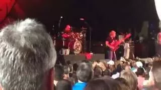 Jason Bonham tribute to his Dad Bonzo with Whole Lotta Love.