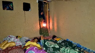 Our family lives at night in the cave