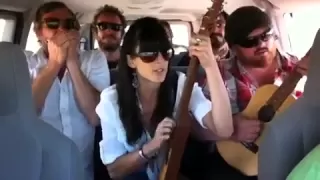 Stealers Wheel - Stuck in the Middle - Cover by Nicki Bluhm and The Gramblers - Van Session 22