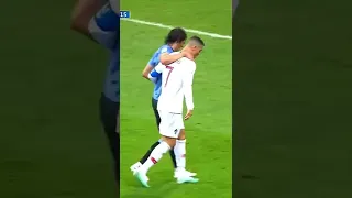 Respect between Ronaldo and Cavani 🥰