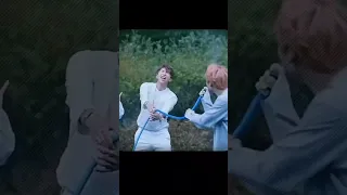 Это не значит что Stray kids мне не нравится. Просто сейчас многие забывают о группе BTS...