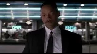 Frank Singing Who Let the Dogs Out - Men in Black 2 Movie