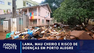Porto Alegre enfrenta lama, mau cheiro e risco de doenças