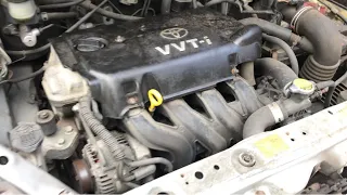 Toyota Yaris 1.3 vvti (2000) Full Service - Oil - Oil Filter - Air Filter - Spark Plugs