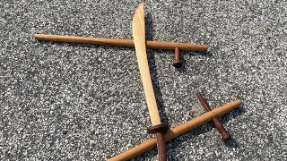 Long northern tonfa with broadsword (長拐/北拐夹单刀）