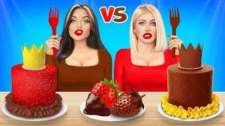 Reto de comida de chocolate vs real | ¡Dulce guerra 24 horas! Fondue de chocolate por RATATA POWER