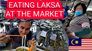 EATING LAKSA AT CECIL MARKET / PASAR JALAN CECIL / PENANG FOOD VLOG / MALAY FOOD VIDEO / MARKET HUNT