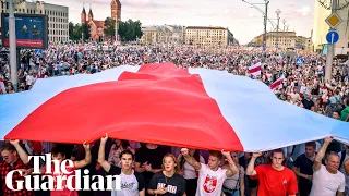 Minsk: tens of thousands gather in biggest protest in Belarus history