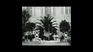 Sauts périlleux par deux (1899) - Dir. Louis Lumière