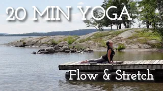 20 Min Yoga - Flow and Stretch