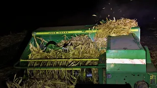 На работе ночью с МТЗ 82 трактор & John Deere 336 !!!