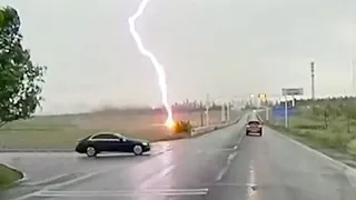 5 Incredible Moments Caught On Dashcam