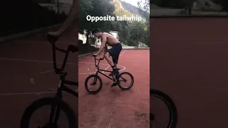 Un par de trucos en bmx