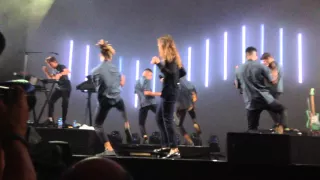 Don't want no short dick man " - Christine and the Queens - Fnac Live 2015 (Danse)