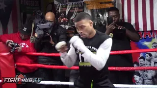 Errol Spence Jr shows beautiful shadowboxing w/perfect technique during workout for Lamont Peterson