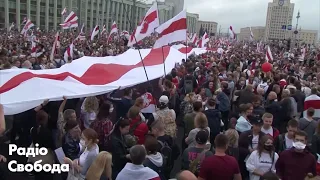 Білорусь. Понад 100 тисяч людей вийшли на марш у Мінську проти Лукашенка