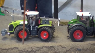 Fendt 1050 vs Claas Xerion 5000